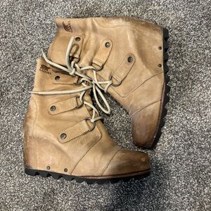 Sorel Joan of Arctic original style size 7